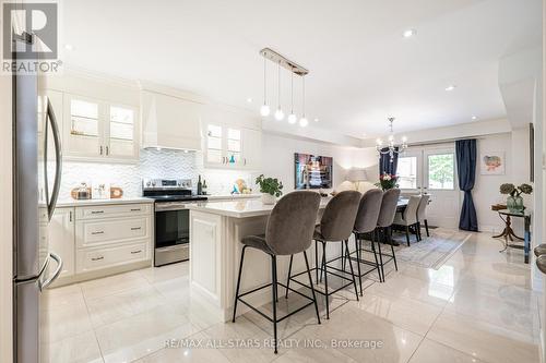 91 Roy Grove Way, Markham, ON - Indoor Photo Showing Kitchen With Stainless Steel Kitchen With Upgraded Kitchen