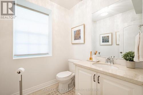 91 Roy Grove Way, Markham, ON - Indoor Photo Showing Bathroom