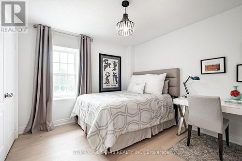 91 Roy Grove Way, Markham, ON - Indoor Photo Showing Bedroom