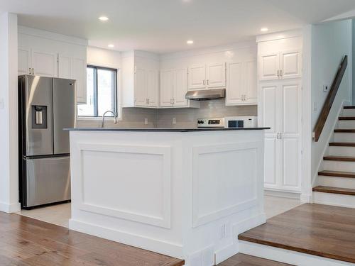 Cuisine - 137 Rue Terry-Fox, Kirkland, QC - Indoor Photo Showing Kitchen