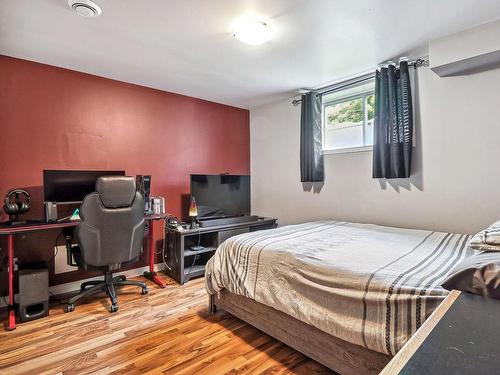 Bedroom - 36  - 38 Rue Des Grands-Ducs, Lavaltrie, QC - Indoor Photo Showing Bedroom