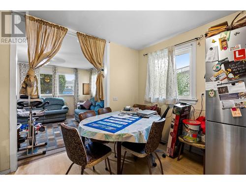 234 Fairview Avenue, Kamloops, BC - Indoor Photo Showing Dining Room