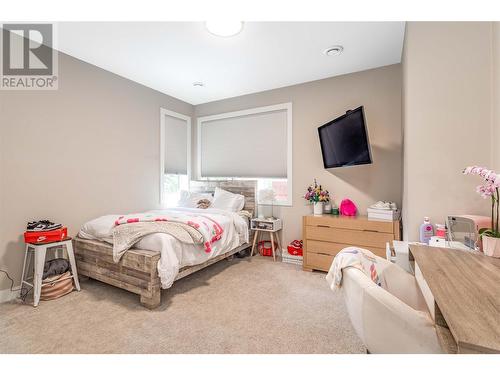 245 Summer Wood Drive, Kelowna, BC - Indoor Photo Showing Bedroom