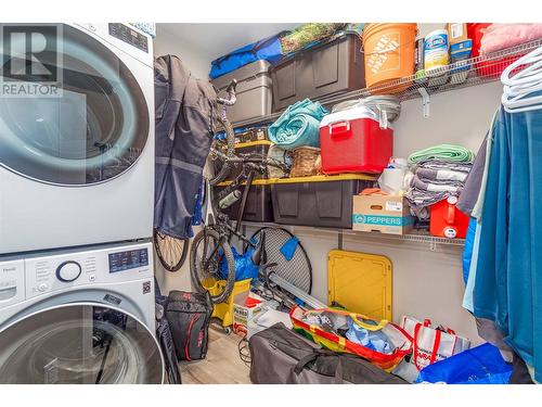 245 Summer Wood Drive, Kelowna, BC - Indoor Photo Showing Laundry Room