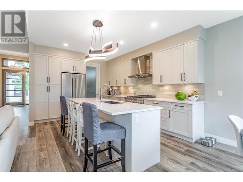 245 Summer Wood Drive, Kelowna, BC - Indoor Photo Showing Kitchen With Upgraded Kitchen