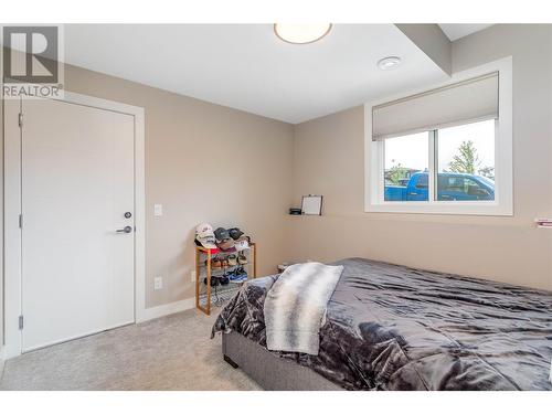 245 Summer Wood Drive, Kelowna, BC - Indoor Photo Showing Bedroom