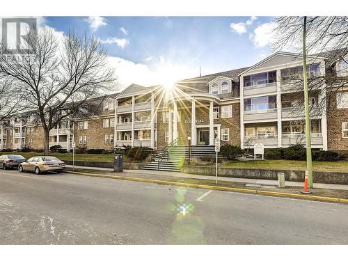 575 Sutherland Avenue Unit# 218, Kelowna, BC - Outdoor With Facade