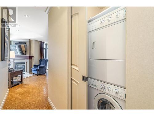 1288 Water Street Unit# 251 (C3), Kelowna, BC - Indoor Photo Showing Laundry Room