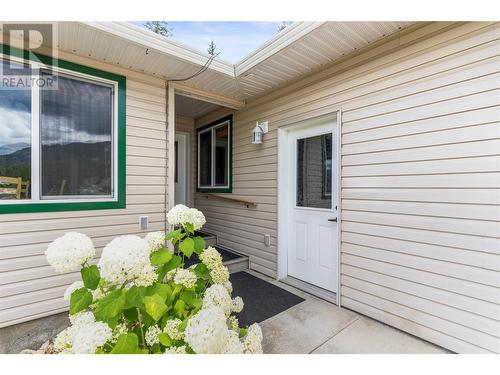 2675 Pine Avenue Unit# 46, Lumby, BC - Outdoor With Exterior