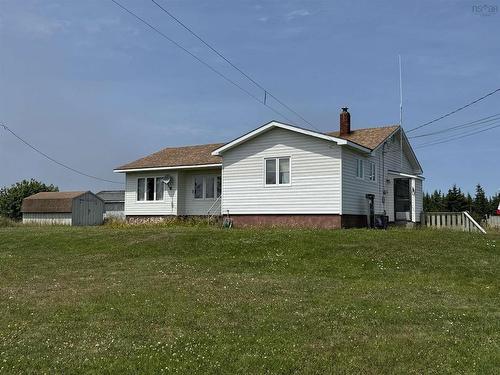 74 School Street, Clark'S Harbour, NS 