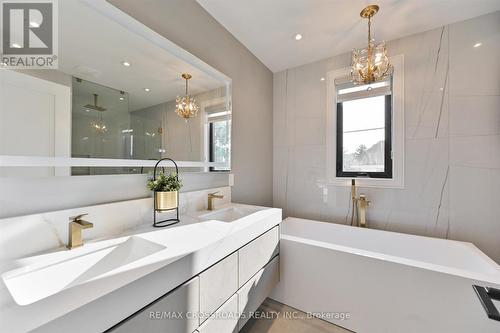 157 O'Connor Drive, Toronto (East York), ON - Indoor Photo Showing Bathroom