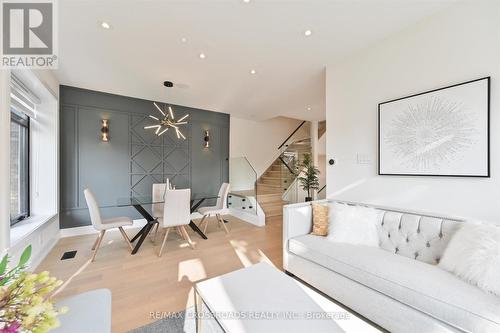 157 O'Connor Drive, Toronto (East York), ON - Indoor Photo Showing Living Room