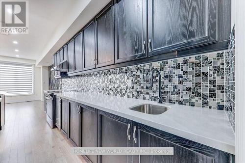 36 Andress Way, Markham, ON - Indoor Photo Showing Kitchen With Upgraded Kitchen