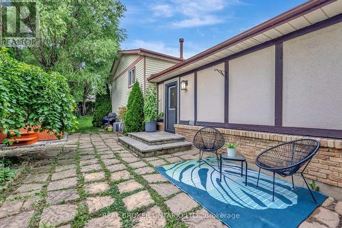 2324 Coldstream Drive, Burlington, ON - Outdoor