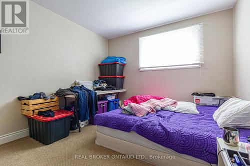 1340 Bunnell Drive, Burlington (Mountainside), ON - Indoor Photo Showing Bedroom