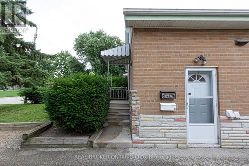 1340 Bunnell Drive, Burlington (Mountainside), ON - Outdoor