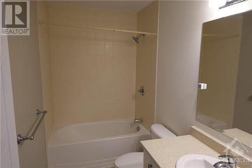 113 Akita Walk, Ottawa, ON - Indoor Photo Showing Bathroom