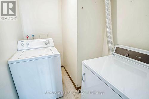 811 - 66 Falby Court, Ajax (South East), ON - Indoor Photo Showing Laundry Room