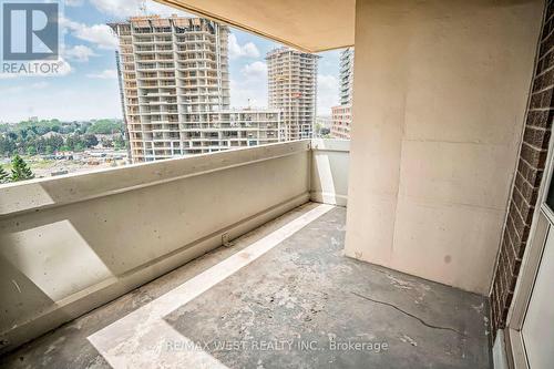 811 - 66 Falby Court, Ajax (South East), ON - Outdoor With Balcony