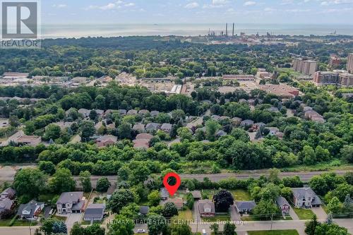 1820 Balsam Avenue S, Mississauga (Clarkson), ON - Outdoor With View