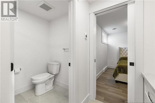 178 Bouchard, Dieppe, NB - Indoor Photo Showing Bathroom