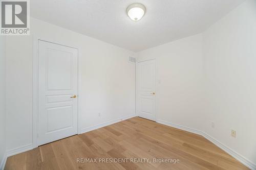 46 Maverick Crescent, Brampton, ON - Indoor Photo Showing Other Room