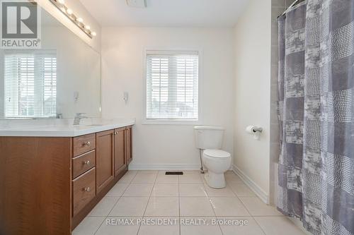 46 Maverick Crescent, Brampton, ON - Indoor Photo Showing Bathroom