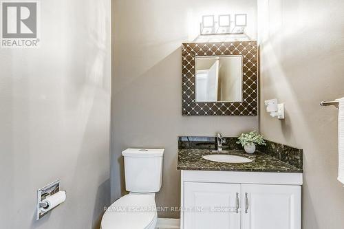 322 Leacock Avenue, Oakville (River Oaks), ON - Indoor Photo Showing Bathroom