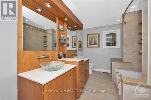 105 Locharron Crescent, Ottawa, ON - Indoor Photo Showing Bathroom