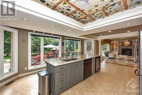 Open concept chef's kitchen and family room - 105 Locharron Crescent, Ottawa, ON - Indoor Photo Showing Other Room