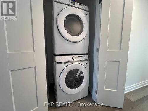 Upper - 7532 Splendour Drive, Niagara Falls, ON - Indoor Photo Showing Laundry Room