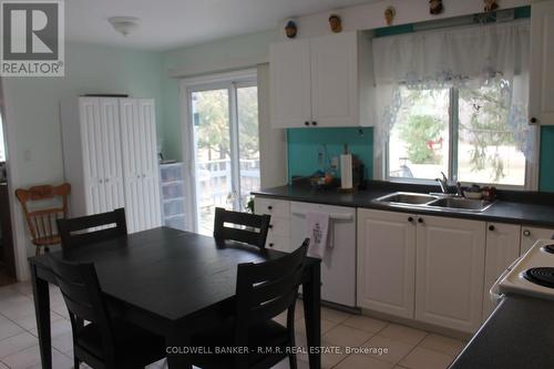 42 Mitchellview Road, Kawartha Lakes (Kirkfield), ON - Indoor Photo Showing Dining Room