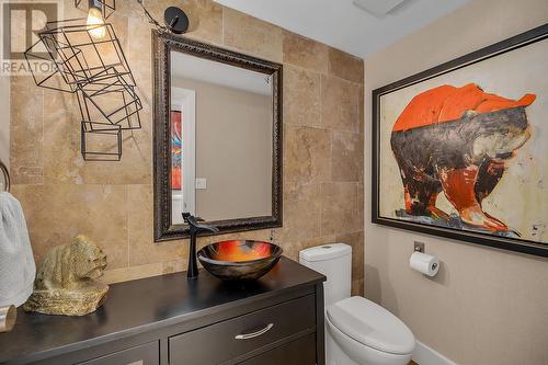 1152 Sunset Drive Unit# 1702, Kelowna, BC - Indoor Photo Showing Bathroom