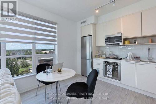 216 - 3005 Pine Glen Road, Oakville (Palermo West), ON - Indoor Photo Showing Kitchen