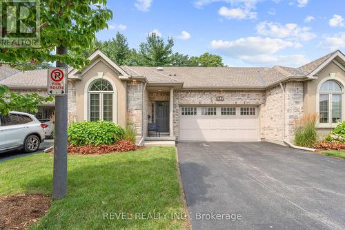 4 - 6753 O'Neil Street, Niagara Falls, ON - Outdoor With Facade