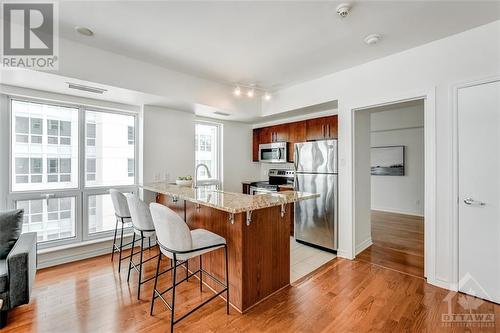 200 Rideau Street Unit#1801, Ottawa, ON - Indoor Photo Showing Kitchen