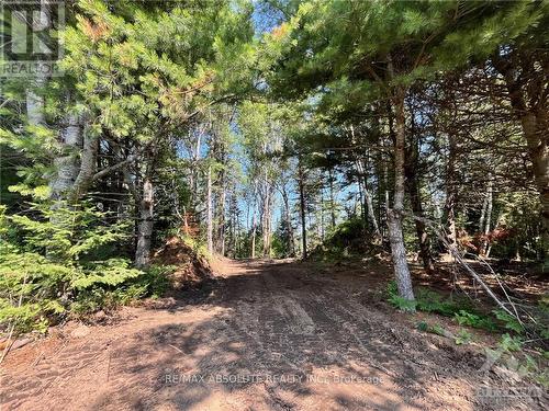 4634  1 Matawatchan Road, Greater Madawaska, ON 