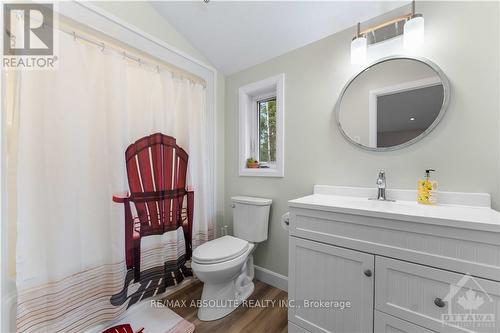 4634 Matawatchan Road, Greater Madawaska, ON - Indoor Photo Showing Bathroom