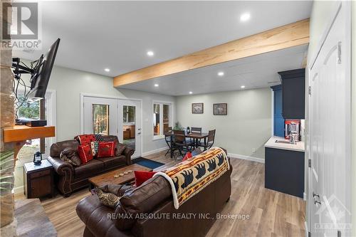 4634 Matawatchan Road, Greater Madawaska, ON - Indoor