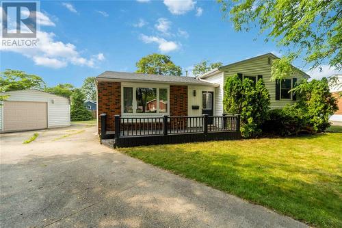 1060 Camelot Crescent, Sarnia, ON - Outdoor With Deck Patio Veranda