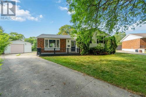 1060 Camelot Crescent, Sarnia, ON - Outdoor With Deck Patio Veranda