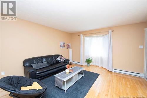 213 Shannon Drive, Moncton, NB - Indoor Photo Showing Living Room