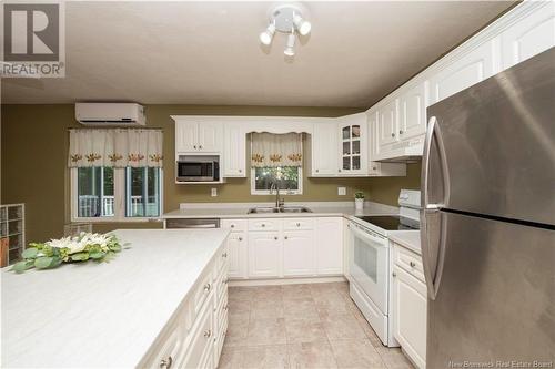 213 Shannon Drive, Moncton, NB - Indoor Photo Showing Kitchen With Double Sink