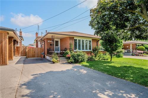 75 Anna Capri Drive, Hamilton, ON - Outdoor