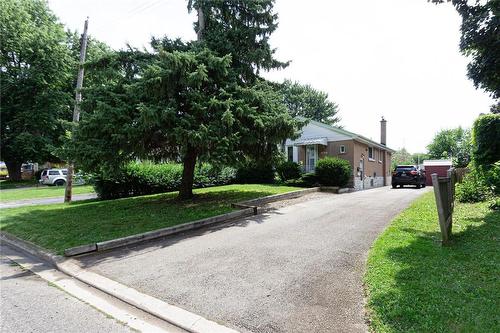 1340 Bunnell Drive, Burlington, ON - Outdoor