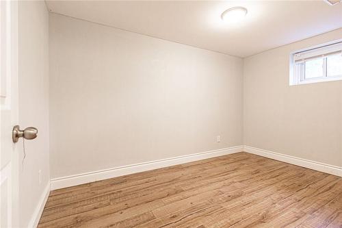 1340 Bunnell Drive, Burlington, ON - Indoor Photo Showing Other Room