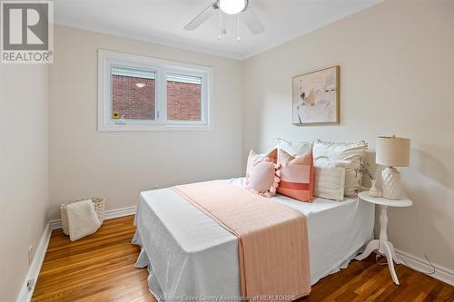 916 Laporte Avenue, Windsor, ON - Indoor Photo Showing Bedroom