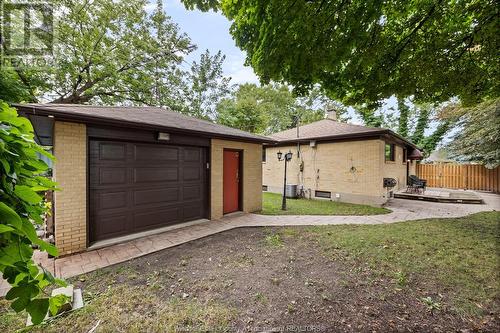 916 Laporte Avenue, Windsor, ON - Outdoor With Exterior