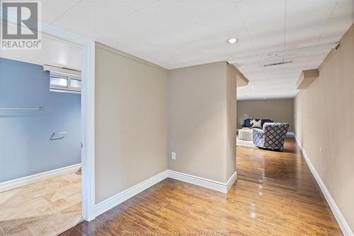 916 Laporte Avenue, Windsor, ON - Indoor Photo Showing Other Room