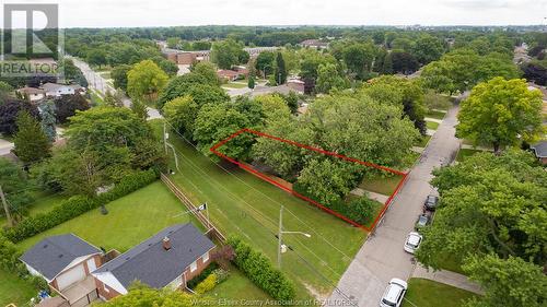 916 Laporte Avenue, Windsor, ON - Outdoor With View